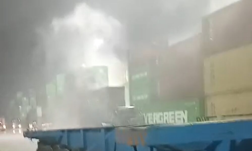 alfi-meminta-penyelidikan-mendalam-terhadap-penyebab-kebakaran-kontainer-di-npct-1