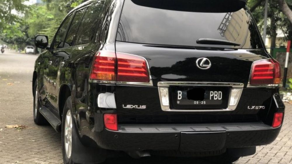 panduan-beli-lexus-lx-570-bekas,-tetap-keren-auto-pejabat!