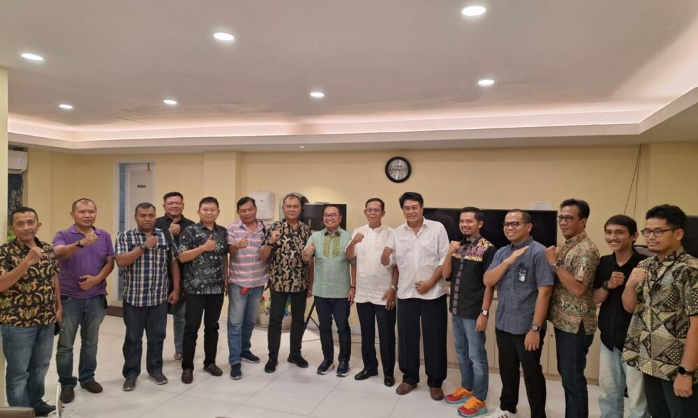 adi-sugiri-mengumpulkan-masukan-pelaku-pelayaran,-priok-menyiapkan-hotline-khusus