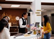 Kisaran Gaji Karyawan Hotel dari Resepsionis hingga Manajer