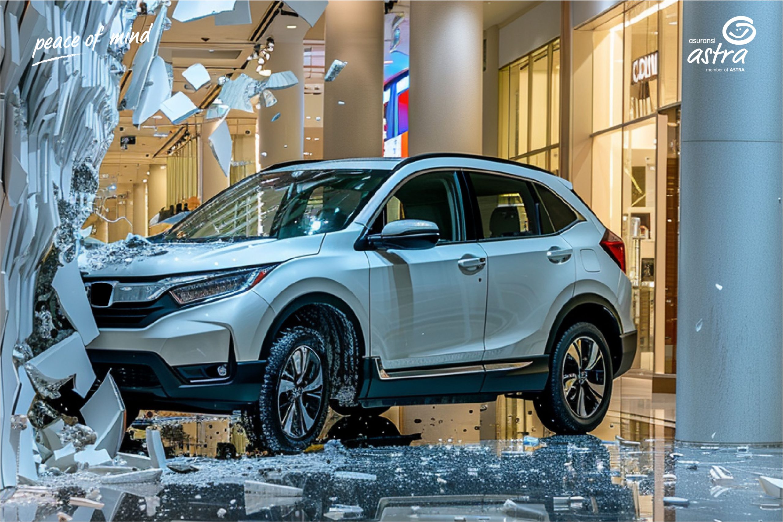 peristiwa-mobil-pameran-menabrak-dinding-mal:-asuransi-apakah-yang-dapat-menjamin-kerugiannya?