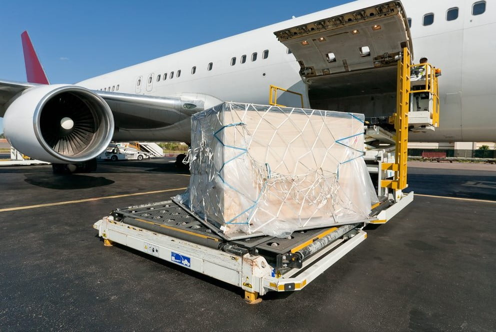 4-langkah-mudah-mengirimkan-barang-melalui-cargo-bandara