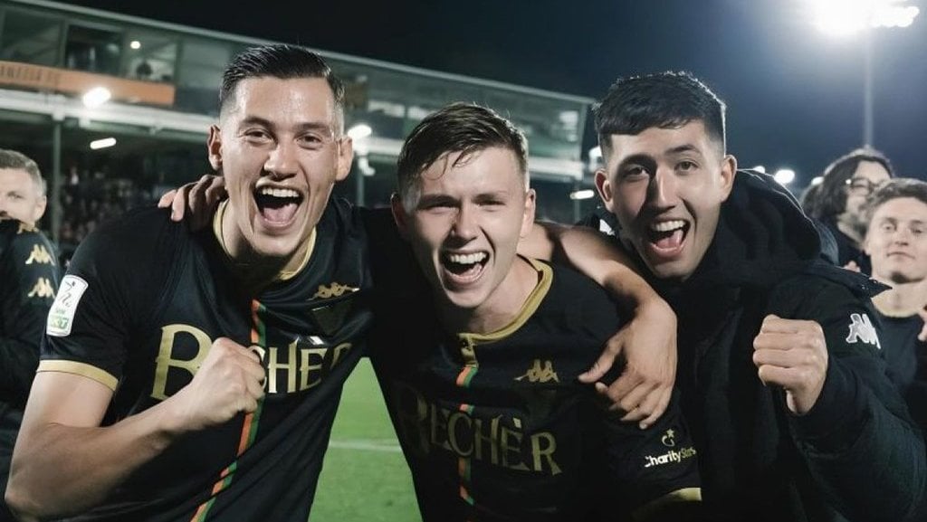 jadwal-venezia-vs-cremonese-leg-2-final-playoff-serie-b-2024