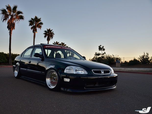 honda-civic-ferio,-sedan-modern-klasik-‘bahan’-modifikasi-yang-asyik