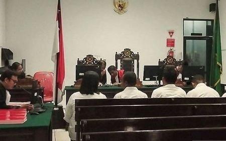 terbukti-korupsi,-5-mantan-komisioner-kpu-kepulauan-aru-divonis-1,5-tahun-penajra
