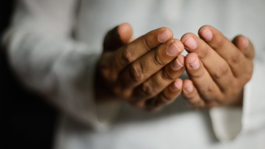 bacaan-niat-puasa-1-9-dzulhijjah,-tulisan-latin,-dan-artinya