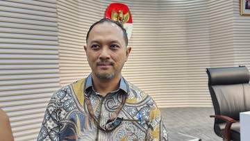 intip-garasi-jubir-kpk-baru-tessa-mahardhika
