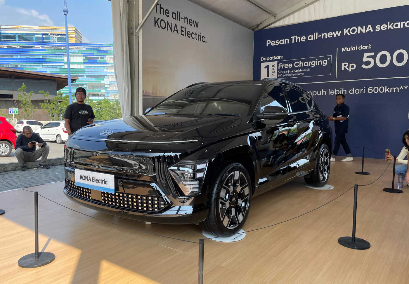 hyundai-all-new-kona-electric-jadi-magnet-kumpul-seru-di-sentul