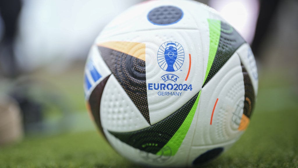 link-live-streaming-rumania-vs-ukraina-euro-2024-tayang-di-mana?
