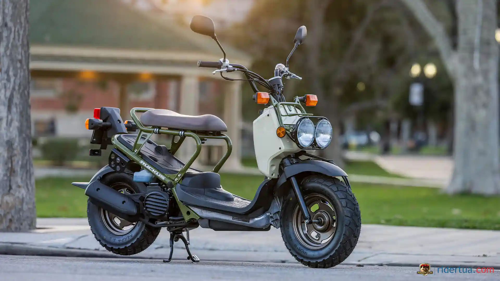 honda-ruckus-:-skutik-mungil-50cc-dengan-tampilan-ala-adventure