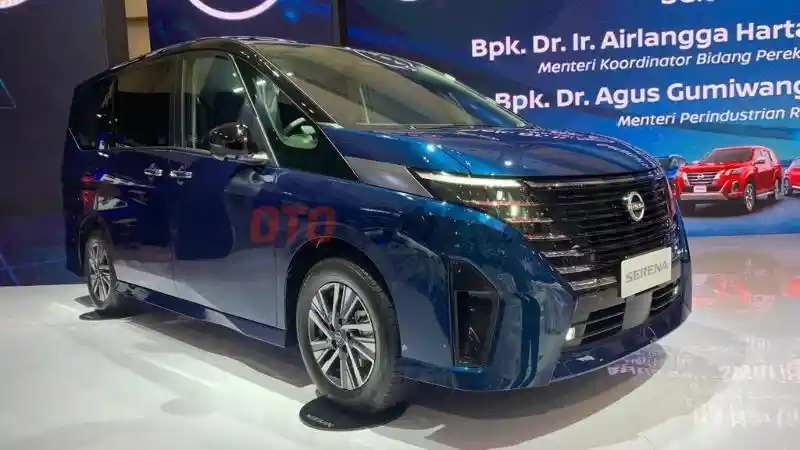 nissan-akan-luncurkan-serena-e-power-di-giias-2024.-irit-dan-bertenaga-jadi-daya-tariknya