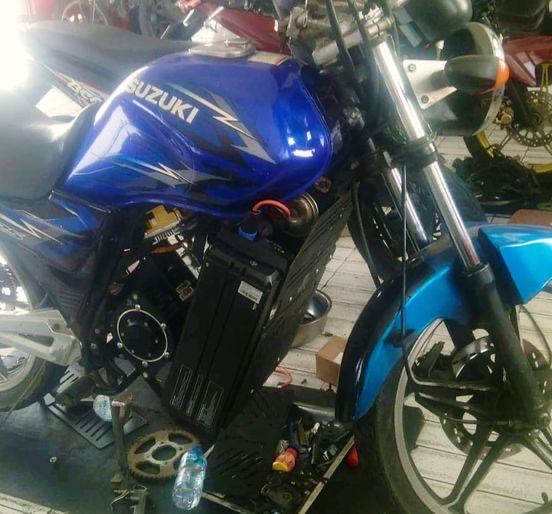 konversi-suzuki-thunder-125-jadi-sepeda-motor-listrik
