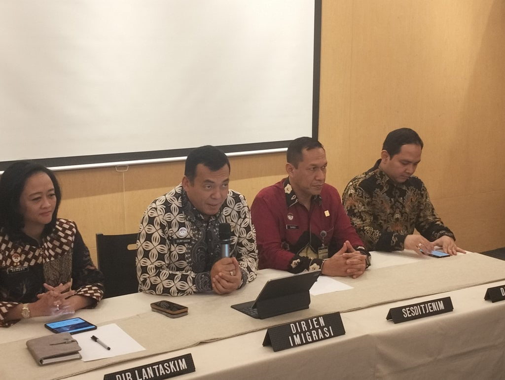 imigrasi-tak-hitung-kerugian-usai-layanan-keimigrasian-terganggu