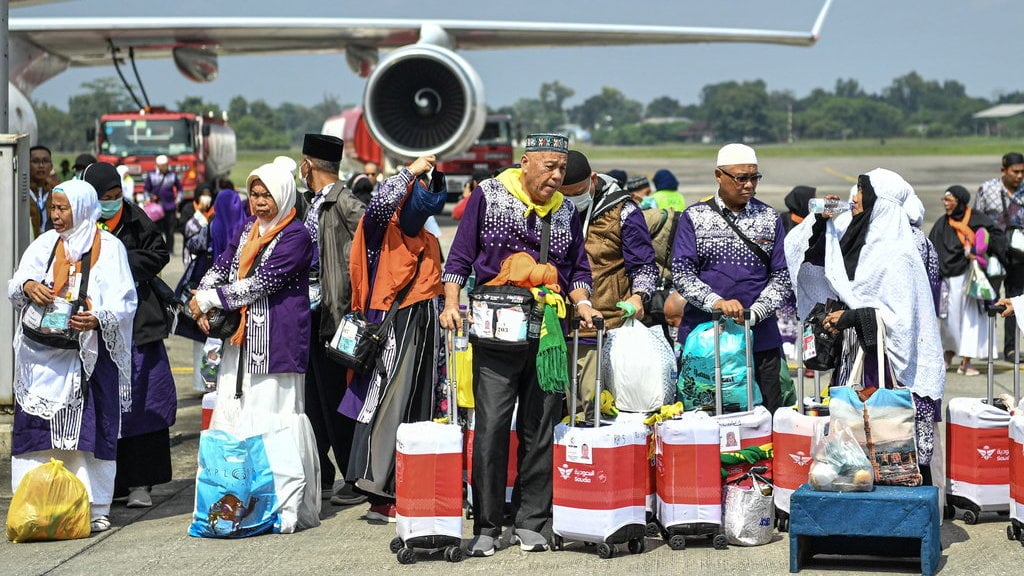 jadwal-kepulangan-haji-2024-gelombang-2-dan-cek-embarkasinya