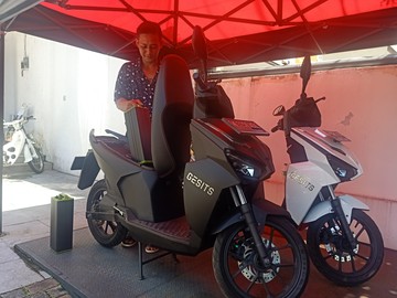 dapat-subsidi-rp-7-juta,-segini-cicilan-motor-listrik-gesits