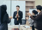 Semua Perusahaan Butuh Sales, Intip Background Sales di Perusahaan FMCG Ternama ini!