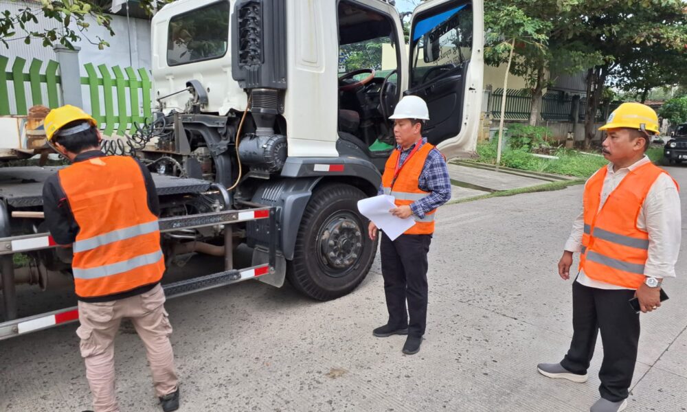 suroko:-meskipun-menghadapi-banyak-hambatan,-usaha-trucking-harus-bertahan