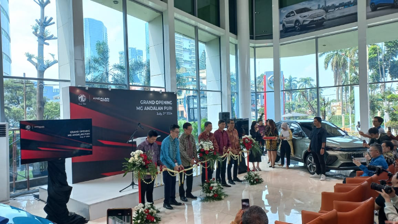 diler-mg-andalan-puri-resmi-beroperasi,-maxus-9-tidak-dipajang!