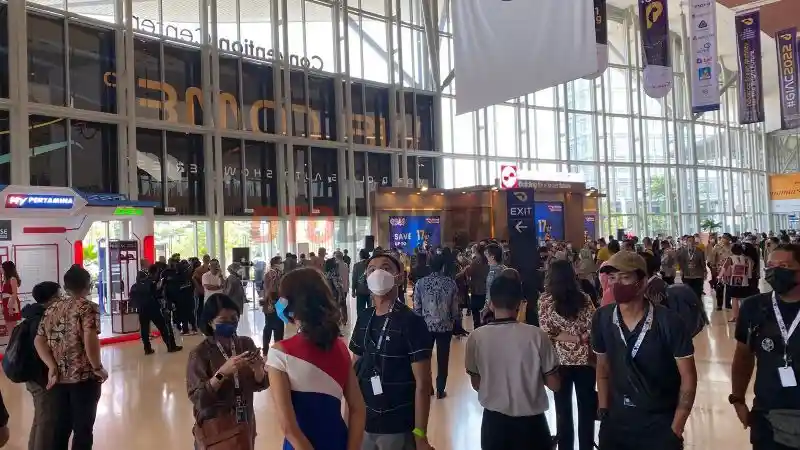 giias-2024:-ada-apa-saja-di-sana,-panduan-lengkap,-peserta,-tiket-dan-shuttle