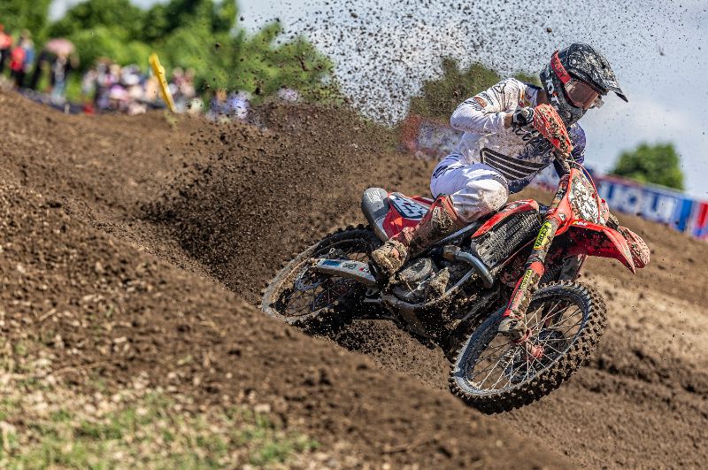 optimis-kembali-raih-poin,-2-crosser-astra-honda-siap-hadapi-mxgp-lombok