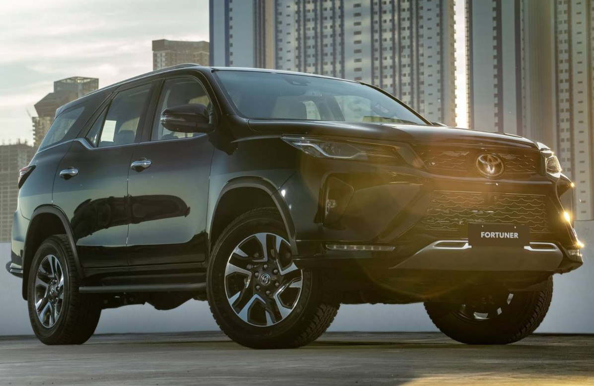 bikin-iri,-toyota-fortuner-tipe-menengah-di-filipina-berubah-jadi-legender