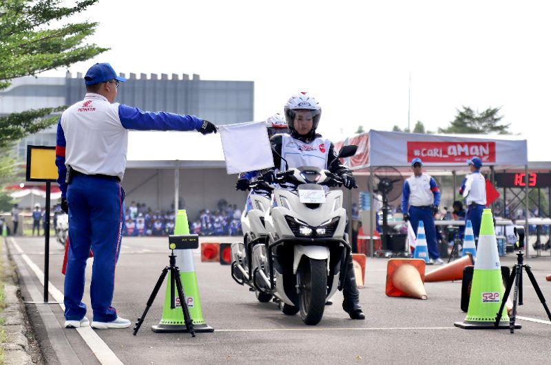 ahm-gelar-kompetisi-instruktur-safety-riding,-ini-dia-juaranya