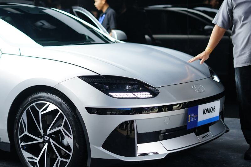 cara-merawat-baterai-mobil-listrik