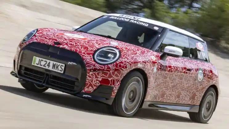 ini-dia-mini-jcw-bertenaga-listrik-pertama-di-dunia