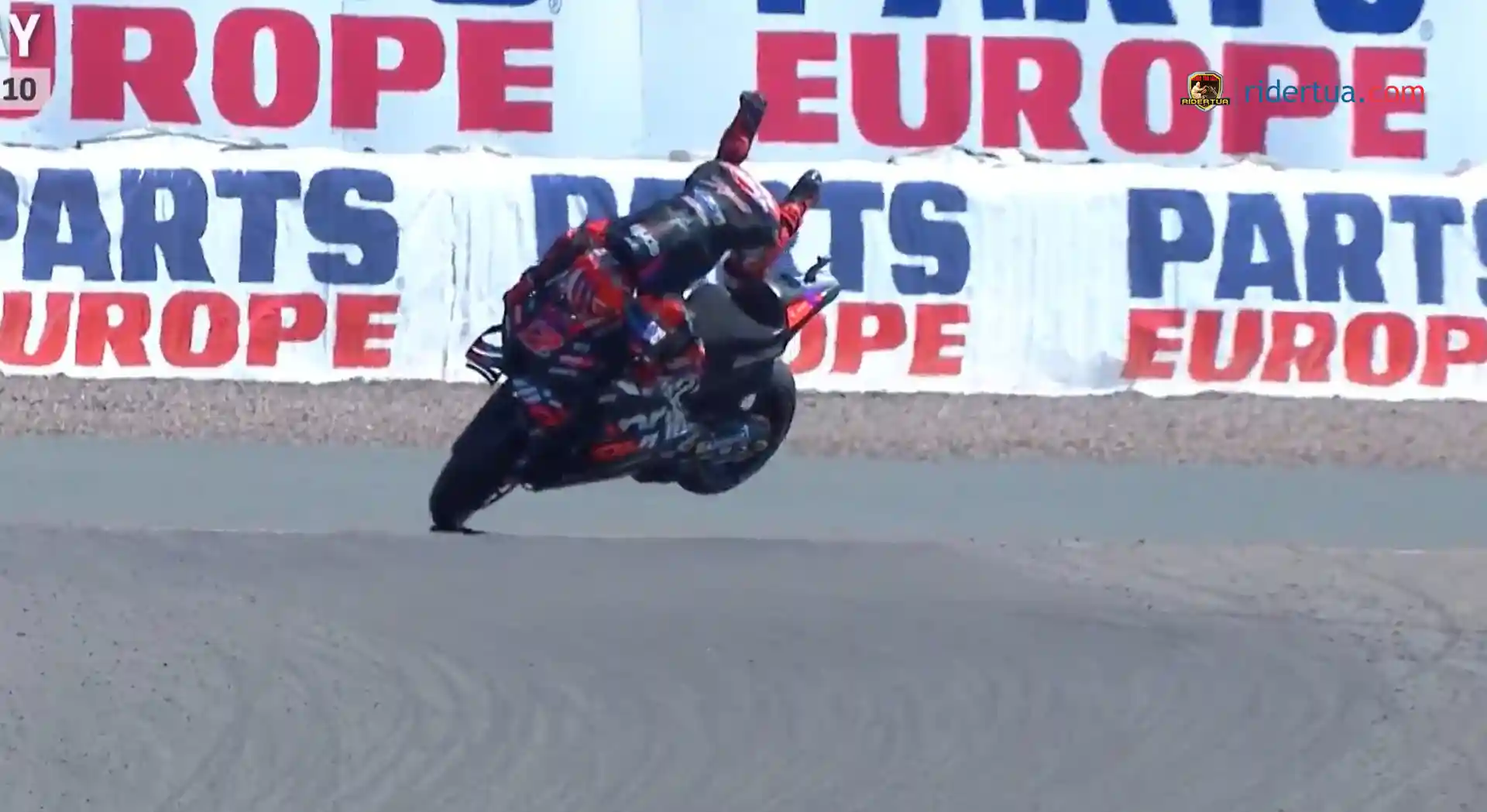 maverick-vinales-:-benar-benar-highside-horor!