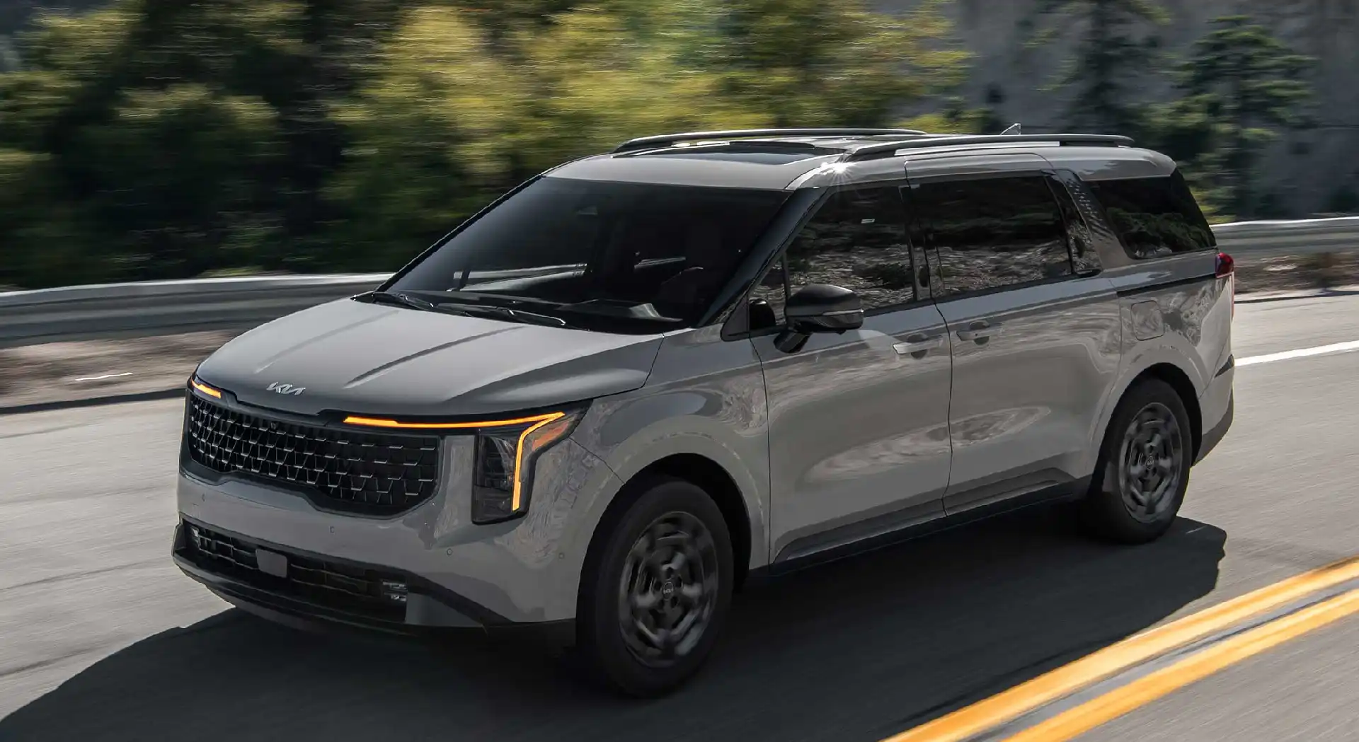 kia-carnival-hybrid-kini-sudah-bisa-dipesan!