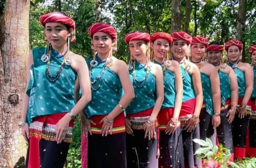 deurbanisasi-dan-kekuatan-perempuan-desa-datah-dian:-revolusi-tenang-dari-pedesaan