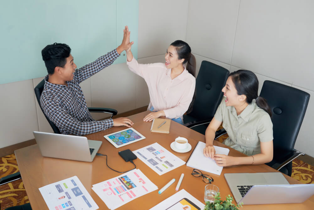 employee-development:-pengertian,-manfaat,-contoh,-cara-melakukannya