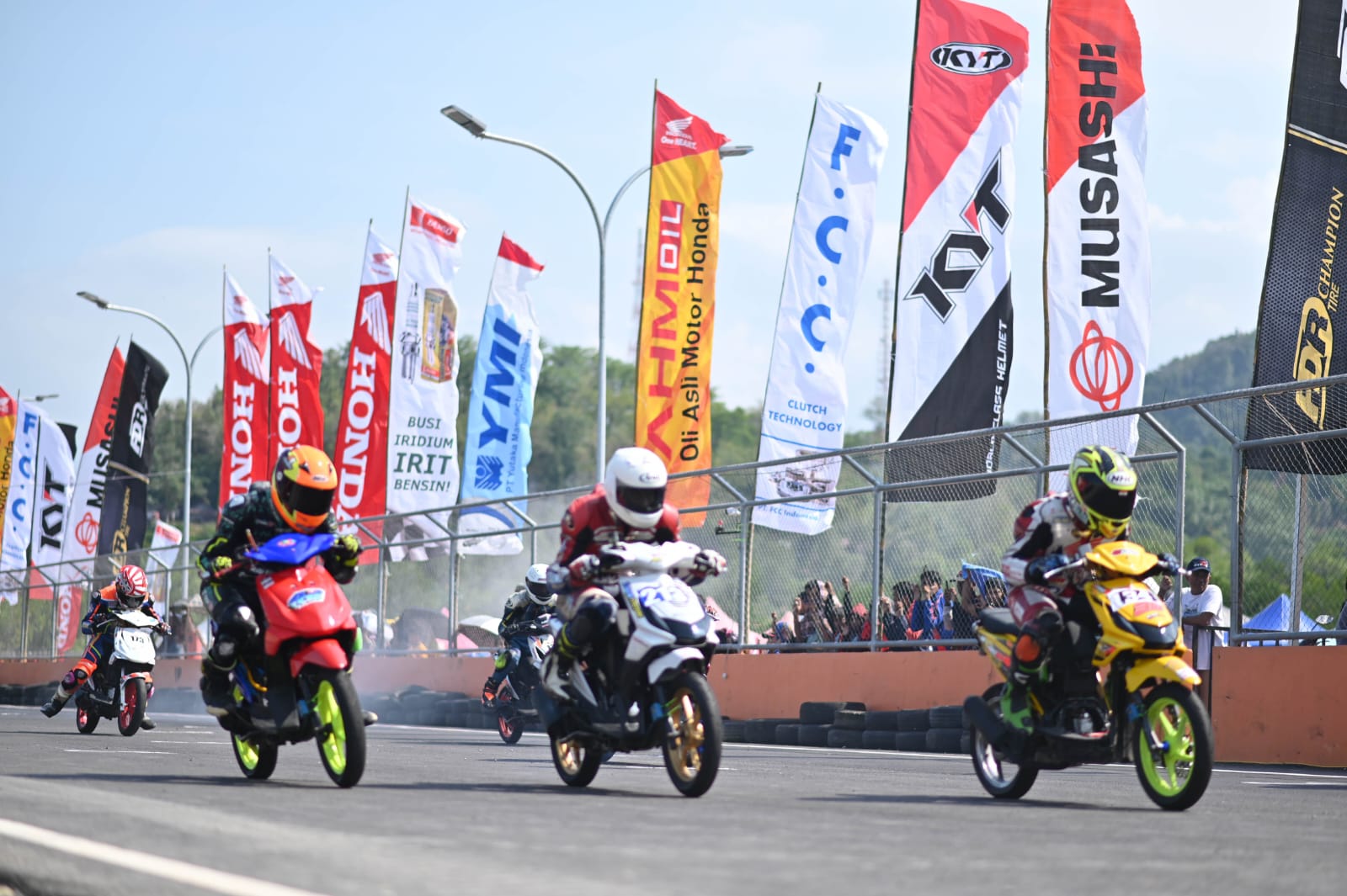 pesta-balap-motor-honda-dream-cup-2024-siap-geber-di-4-pulau-di-indonesia