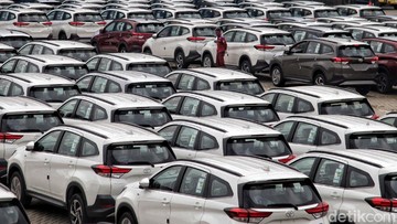 penjualan-mobil-di-ri-anjlok:-daya-beli-rendah,-harga-kendaraan-makin-tinggi