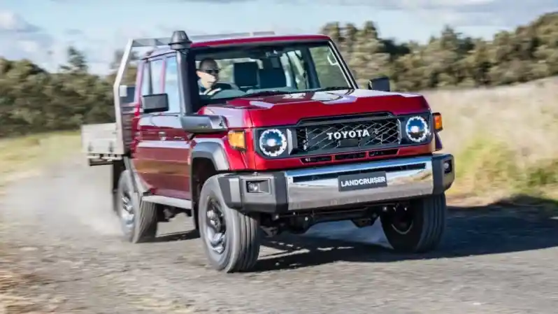 toyota-suntik-mati-mesin-v8-pada-land-cruiser-70-series