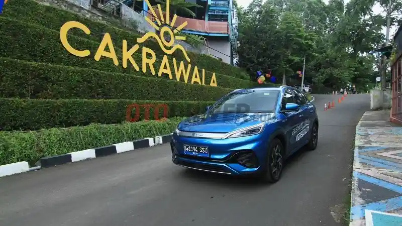 byd-atto-3-dapati-pembaruan,-mulai-dari-interior-hingga-ganti-ban