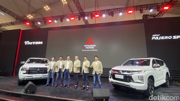 mitsubishi-triton-dan-pajero-sport-terbaru-resmi-meluncur,-segini-harganya