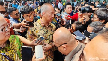 mobil-motor-wajib-punya-asuransi-mulai-2025,-begini-kata-menperin