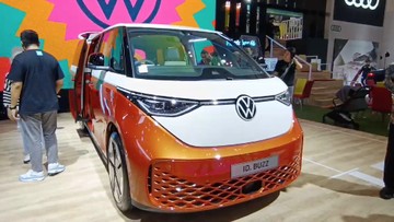 vw-combi-listrik-id.-buzz-melantai-di-giias-2024,-dijual-rp-1,3-miliar