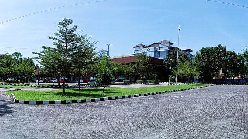 11-universitas-swasta-terbaik-di-padang,-info-alamat-dan-biaya