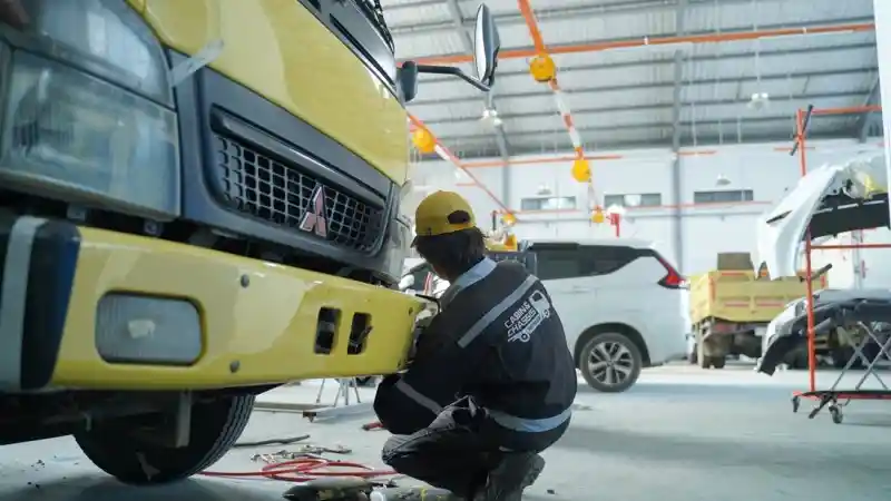 ternyata,-mobil-penumpang-mitsubishi-bisa-servis-di bengkel fuso
