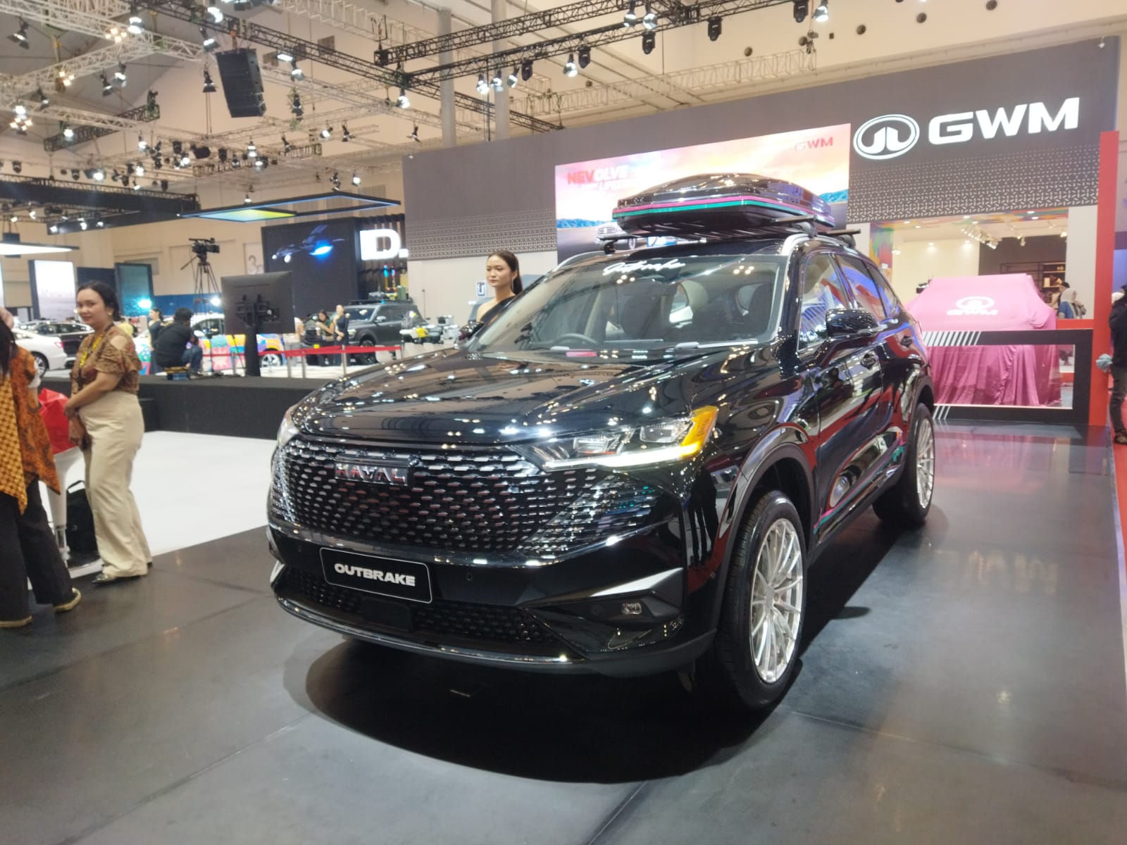 referensi-modifikasi-gwm-haval-h6-hev-ganti-velg-dan-pasang-roofbox