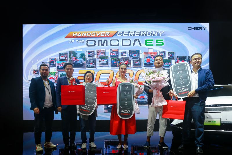 chery-sudah-serahkan-3.000-unit-omoda-e5-ke-tangan-konsumen