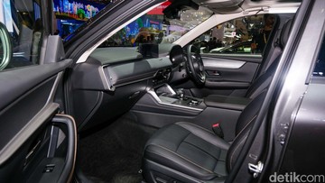 mazda-rilis-cx-60-pro,-minat?-siapin-duit-rp-799-juta