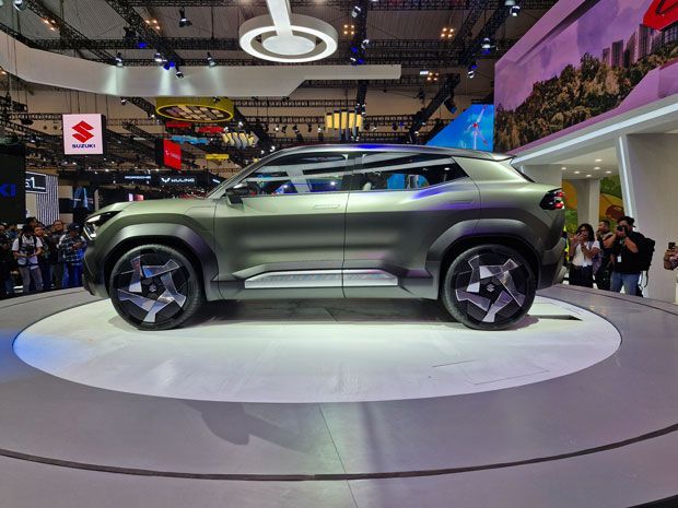 evx-concept,-gambaran-mobil-listrik-masa-depan-suzuki-yang-hadir-di-giias-2024