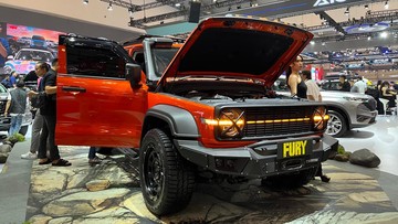 tantang-pajero-fortuner,-gwm-tank-300-pakai-mesin-hybrid