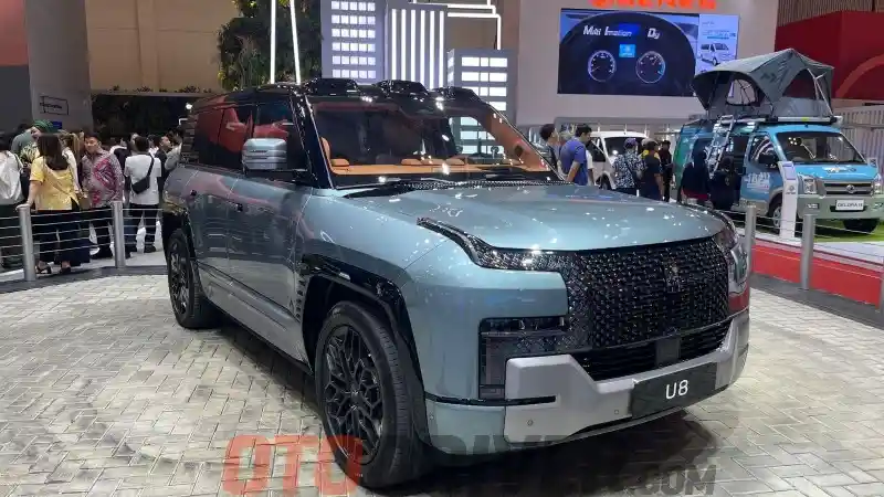 byd-belum-ada-niatan-jual-yangwang-u8-di-indonesia