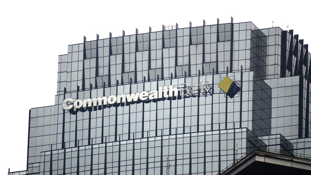 panduan-untuk-nasabah-commonwealth-bank-usai-diakuisisi-ocbc