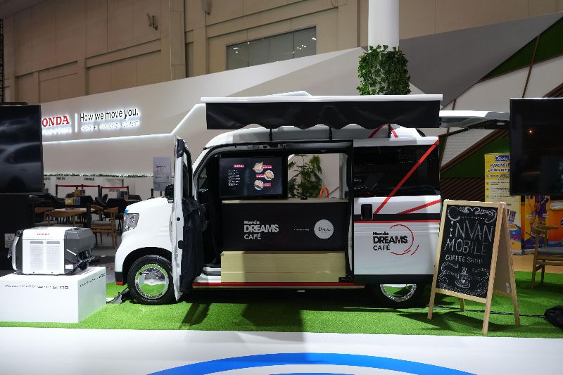 hadir-di-giias-2024,-honda-tampilkan-mobile-cafe-elektrik-pertama-di-dunia