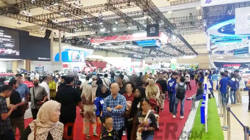 jokowi:-asuransi-wajib-kendaraan-bermotor-belum-dibahas